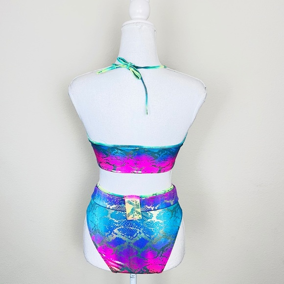 Roma Rainbow Snake Print Underboob & Buckle Rave Set - Picture 3 of 11